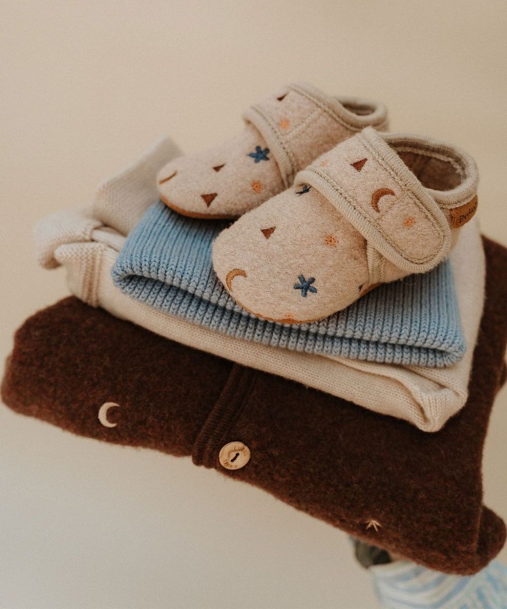 Babyschuhe beige Stickerei Limited Edition