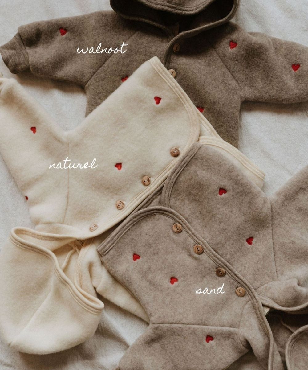 Wollfleece-Jacke mit Herzchen in Walnuss – Limited Edition