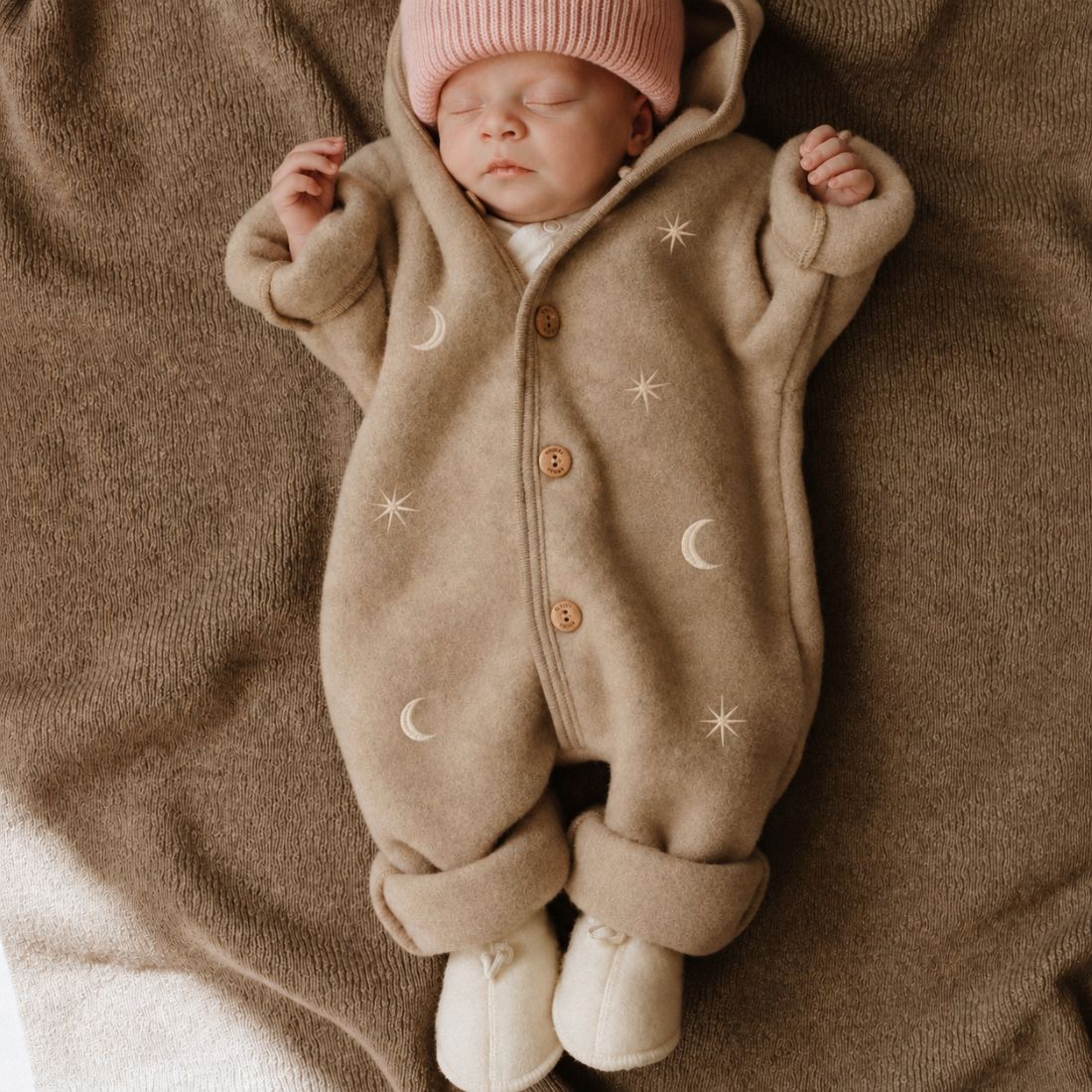 Wollfleece-Overall Sand Limited Edition – Mond & Sterne